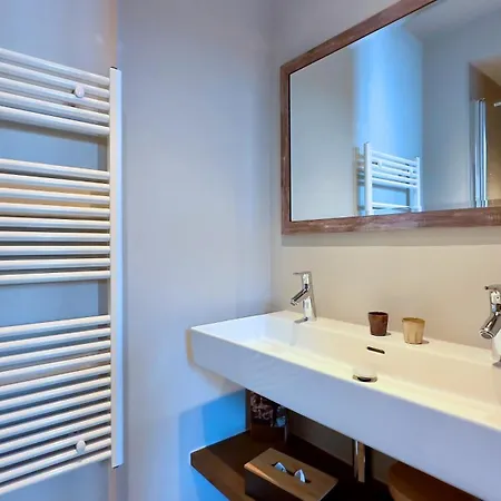 Quay17 Bed & Breakfast *