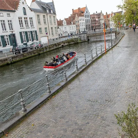 Quay17 Bed & Breakfast Bruges